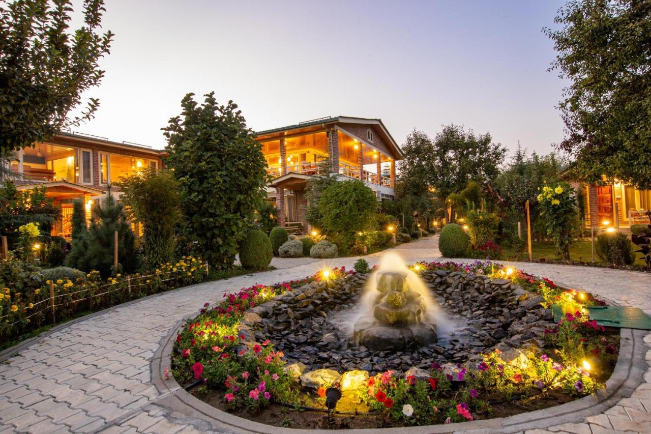 The Orchard Retreat & Spa Hotel Srinagar  Exterior photo